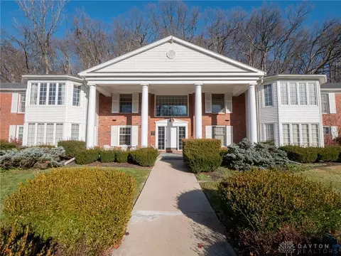1987 W Alex Bell Rd #7, Dayton, OH 45459