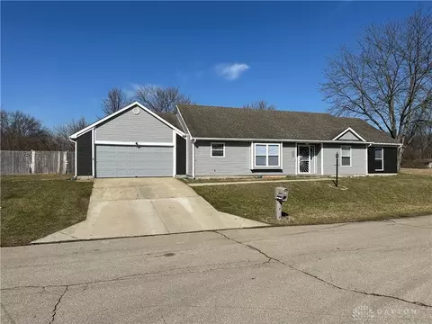 4439 Talcott Trl, Dayton, OH 45426