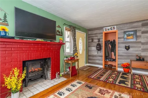 210 E Roseland Ave, Springfield, OH 45503 photo 6
