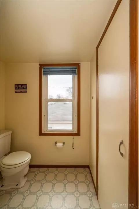 210 E Roseland Ave, Springfield, OH 45503 photo 23