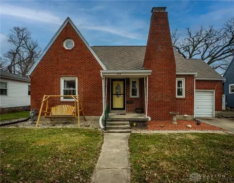210 E Roseland Ave, Springfield, OH 45503