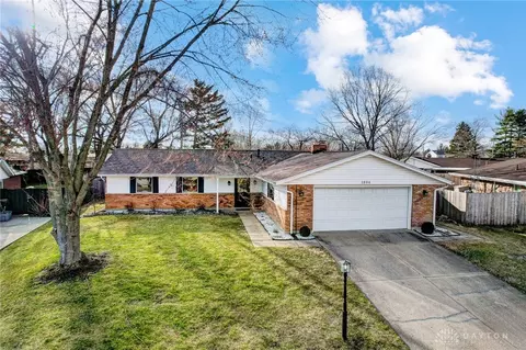 1894 Delta Ave, Xenia, OH 45385