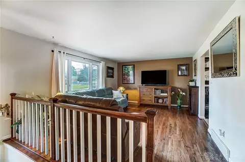 2321 Glenheath Dr, Dayton, OH 45440 photo 6
