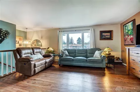 2321 Glenheath Dr, Dayton, OH 45440 photo 8
