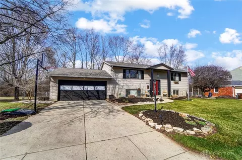 2321 Glenheath Dr, Dayton, OH 45440 photo 3