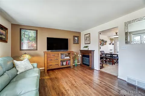 2321 Glenheath Dr, Dayton, OH 45440 photo 10