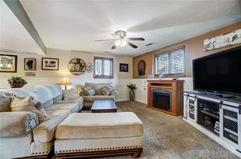 2321 Glenheath Dr, Dayton, OH 45440 photo 35