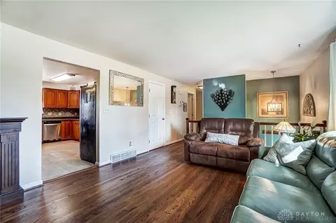 2321 Glenheath Dr, Dayton, OH 45440 photo 11