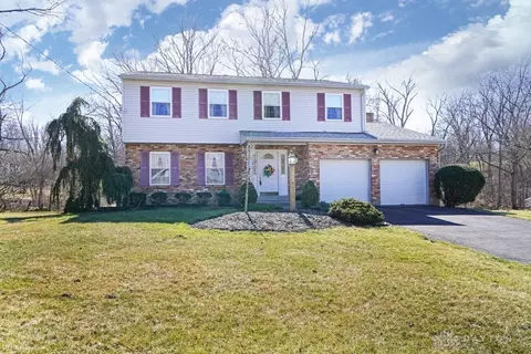 4125 Carriagelite Dr, Sharonville, OH 45241