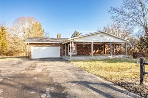 1734 Somers Gratis Rd, Camden, OH 45311