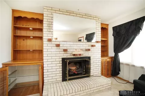 551 Elm Dr, Franklin, OH 45005 photo 9