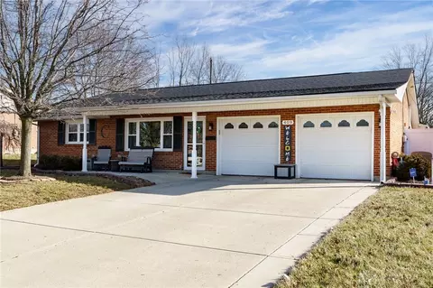 409 Poplar St, Brookville, OH 45309