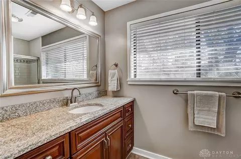 8445 Wick Ln, Maineville, OH 45039 photo 19