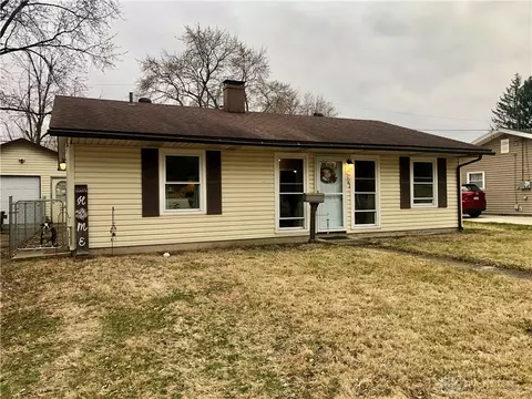 1591 Kylemore Dr, Xenia, OH 45385