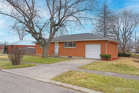 718 Wiltshire Blvd, Kettering, OH 45419