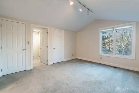666 Renolda Woods Ct, Kettering, OH 45429 photo 31
