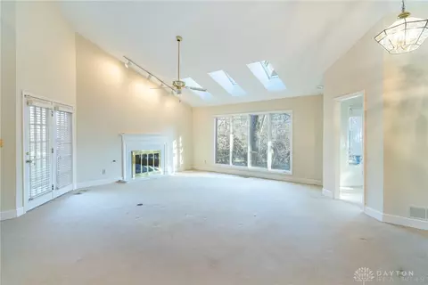 666 Renolda Woods Ct, Kettering, OH 45429 photo 10