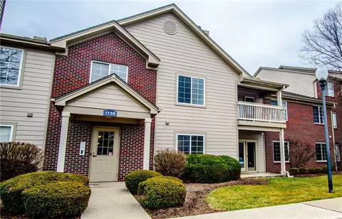 1739 Waterstone Blvd #207, Miamisburg, OH 45342