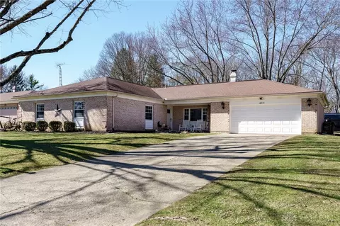 413 Towncrest Dr, Dayton, OH 45434