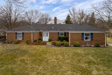 4189 Willow Creek Dr, Dayton, OH 45415