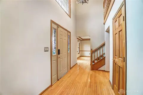 2155 Baldwin Dr, Centerville, OH 45459 photo 9