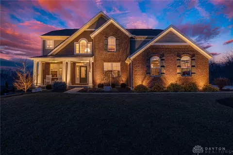 2878 Renaissance Blvd, Franklin, OH 45005