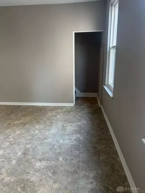 316 E Ross Ave, Cincinnati, OH 45217 photo 5