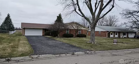 2541 Bellsburg Dr, Dayton, OH 45459