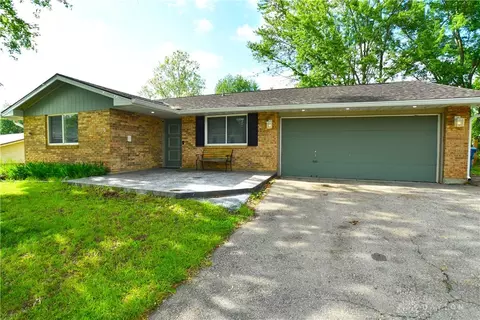 4929 Arrowview Dr, Dayton, OH 45424