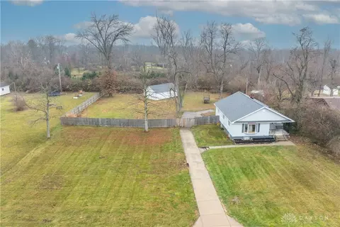2303 Rustic View Dr, Dayton, OH 45431
