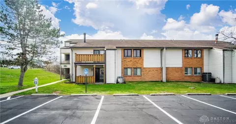 3004 Bright Bounty Ln, Dayton, OH 45449