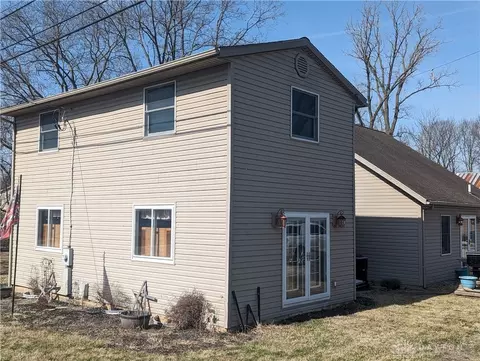 7634 Us Route 36, Bradford, OH 45308