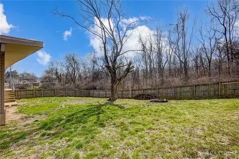 Exterior - 600 White Oak Dr, Springfield, OH 45504 photo 12 of 12