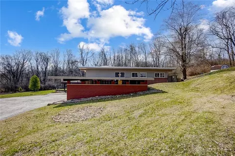 Exterior - 600 White Oak Dr, Springfield, OH 45504 photo 1 of 12