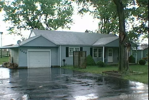 7669 Farmersville W Carrollton Rd, Germantown, OH 45327