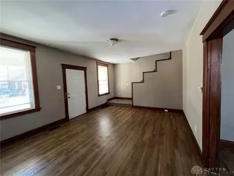 608 Orient Ave, Cincinnati, OH 45232 photo 2