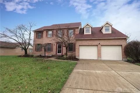 7512 Red Coat Dr, Hamilton, OH 45011