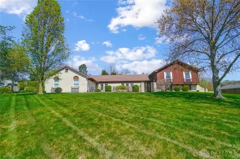6699 Statesboro Rd, Washington Township, OH 45459