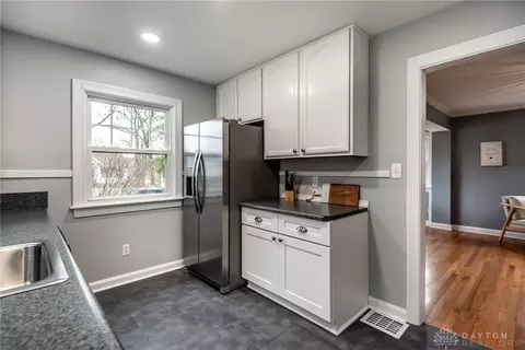 2927 Oakland Ave, Kettering, OH 45409 photo 7