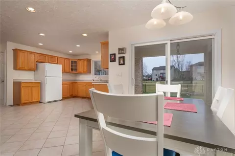 9275 Somerset Ct, Centerville, OH 45458 photo 14