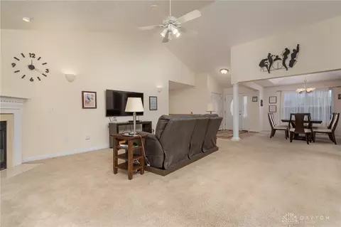 9275 Somerset Ct, Centerville, OH 45458 photo 15