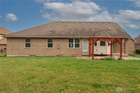 9275 Somerset Ct, Centerville, OH 45458 photo 38