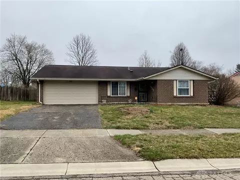 5122 Pathview Dr, Dayton, OH 45424