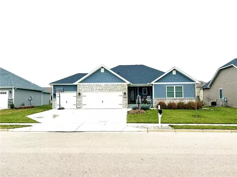 1155 Parklawn Ct, Troy, OH 45373
