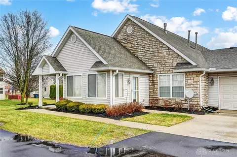 6695 Lexington Pl, Dayton, OH 45424
