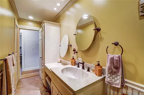 1904 Echo Wood Ct, Kettering, OH 45429 photo 24