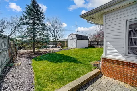 1904 Echo Wood Ct, Kettering, OH 45429 photo 41