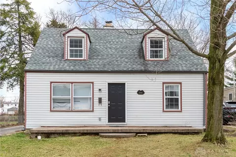 2002 Malcom Dr, Dayton, OH 45420