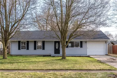 883 Corvette Ave, New Carlisle, OH 45344