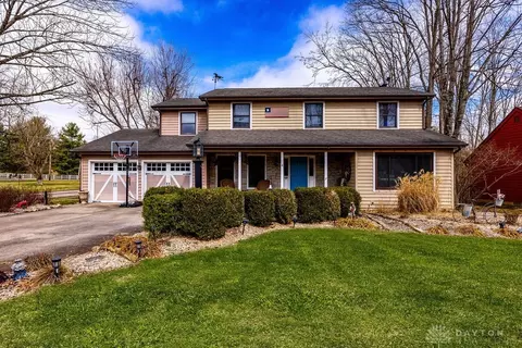 4 Fox Run Cir, Oxford, OH 45056